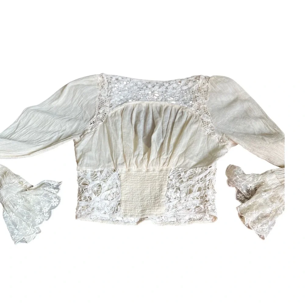 Free People Cream Lace Boho Crop Top Long Sleeve Flared Cuffs Ivory Medium